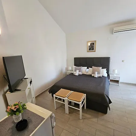 Konukevi Mario&marina 3*