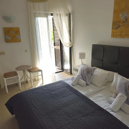 Konukevi Mario&marina 3*