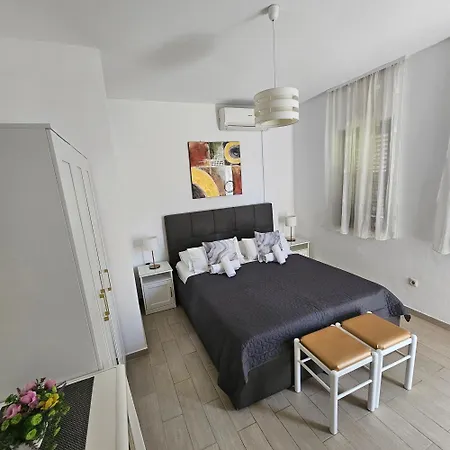 Mario&marina Konukevi Makarska