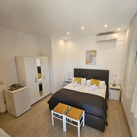 Mario&marina Konukevi 3*