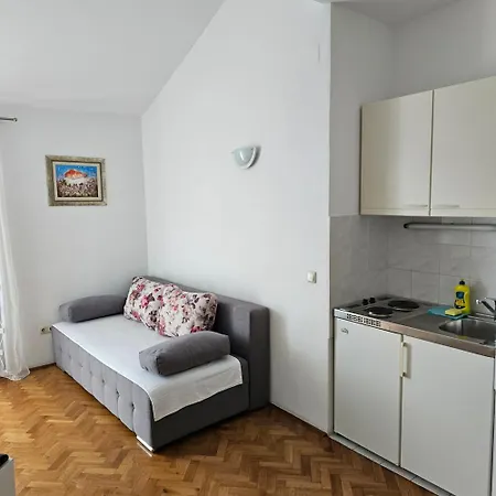 Πανσιόν Mario&marina 3*